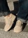 Beige comfortable sneakers with anatomical toe