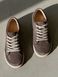 Comfortable sneakers with an anatomical toe in latte color