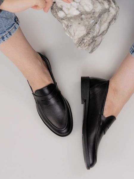 Лофери чорні шкіряні Chic