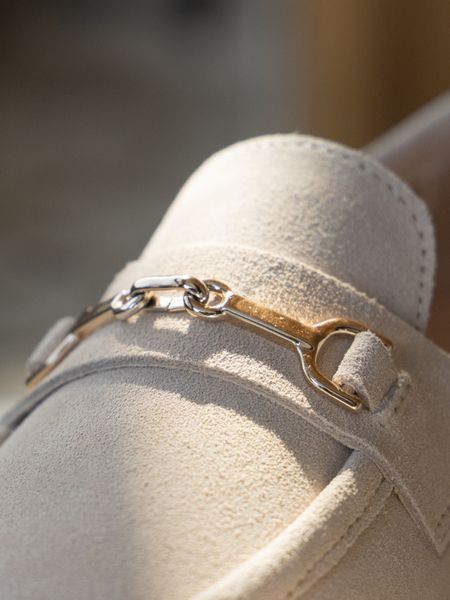 Beige suede loafers with drawstring